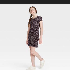 Girls' Dress Size L Black Floral Notch Neck